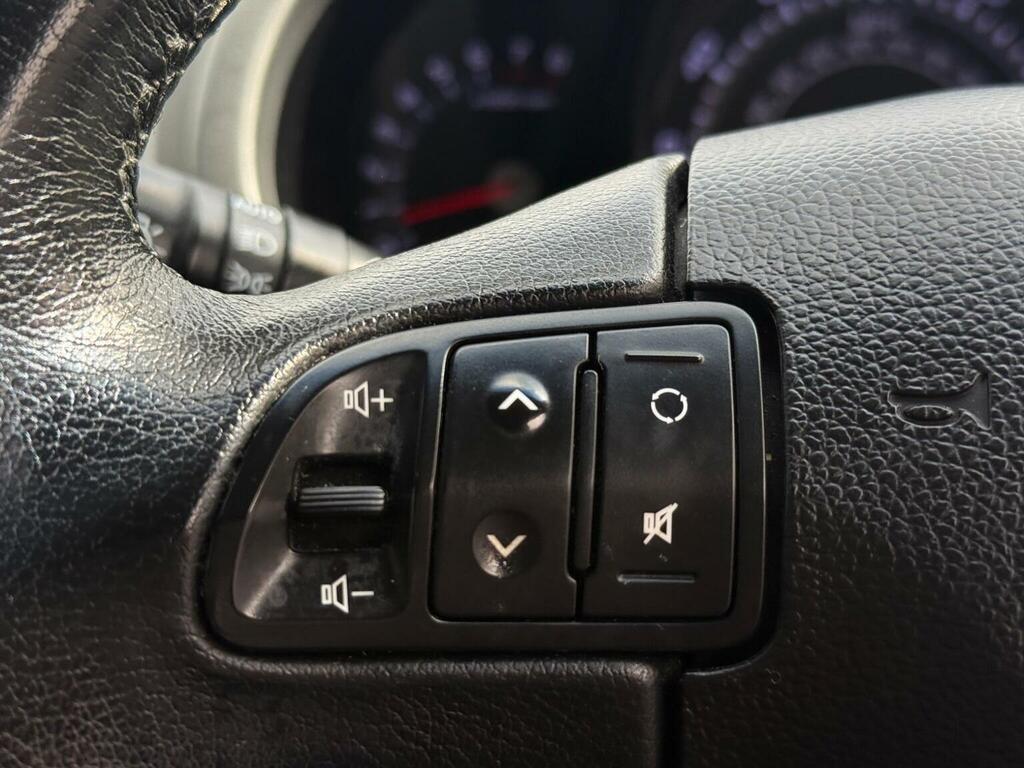 Kia Sportage  White #25