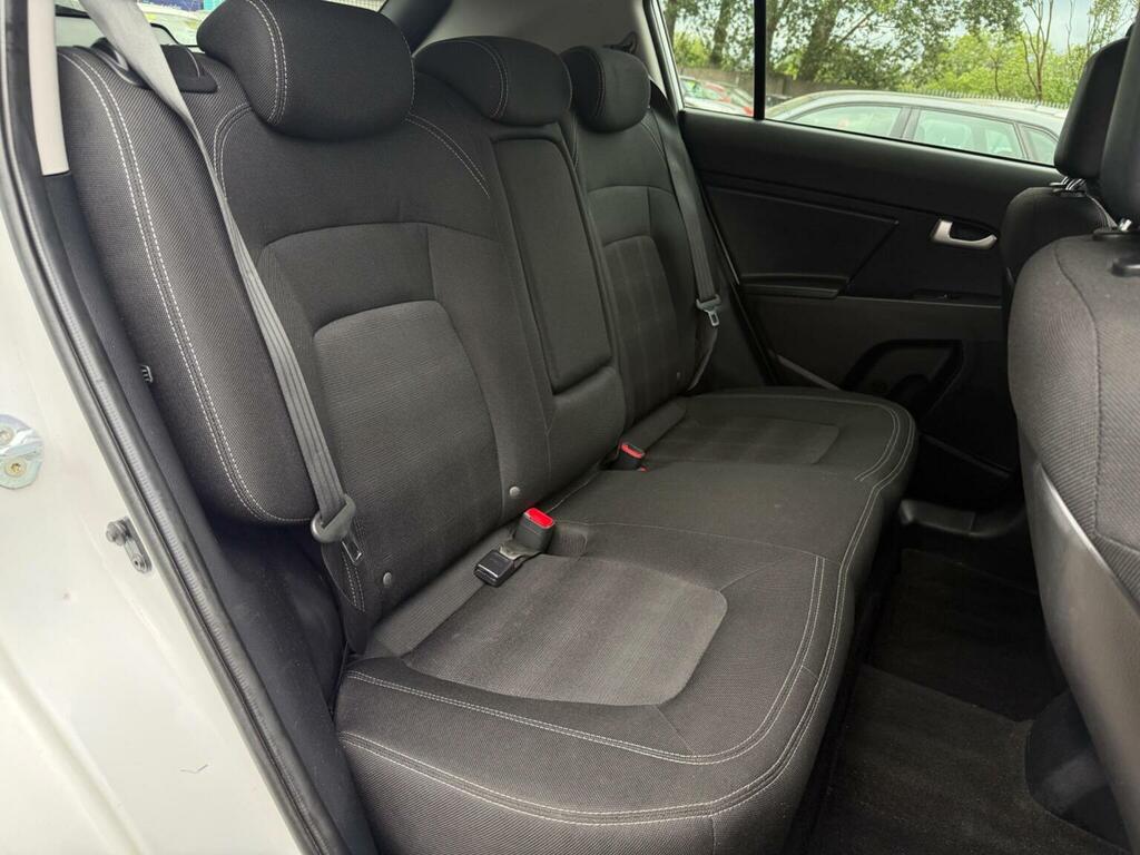 Kia Sportage  White #21