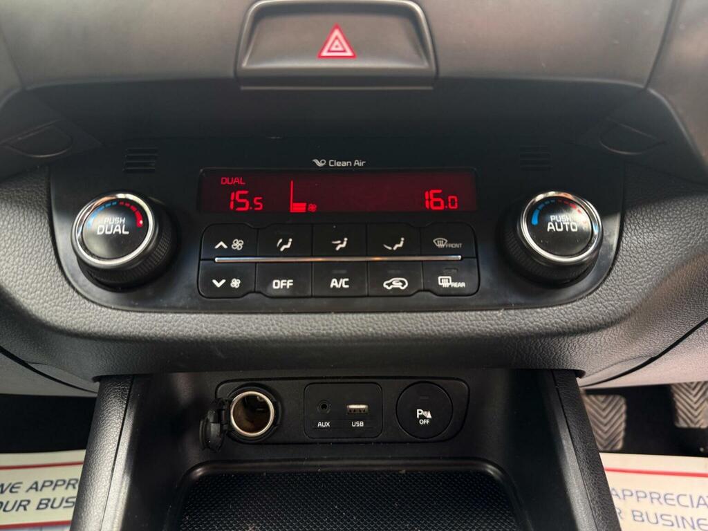 Kia Sportage  White #33