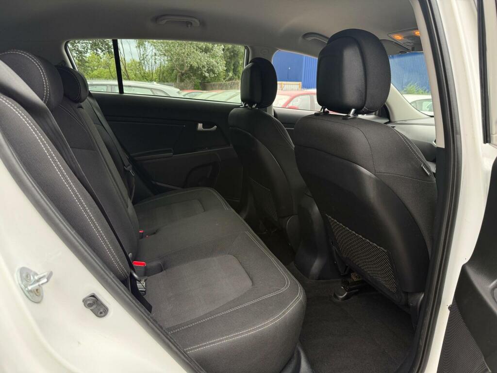 Kia Sportage  White #20