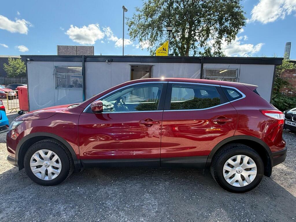 Nissan Qashqai 1.5 Dci Visia 2Wd Euro 6 Ss Red #4