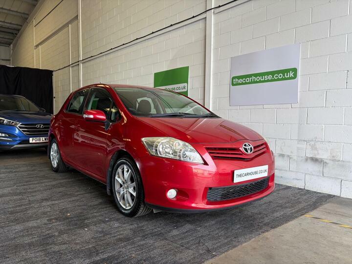Toyota Auris 1.33 Dual Vvt-i Tr Hatchback Eur Red #6