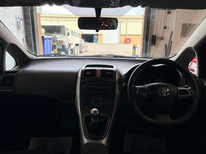 Toyota Auris 1.5 Compliant Red #22