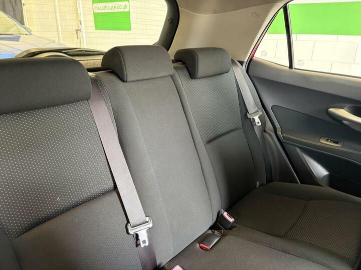 Toyota Auris 1.5 Compliant Red #26
