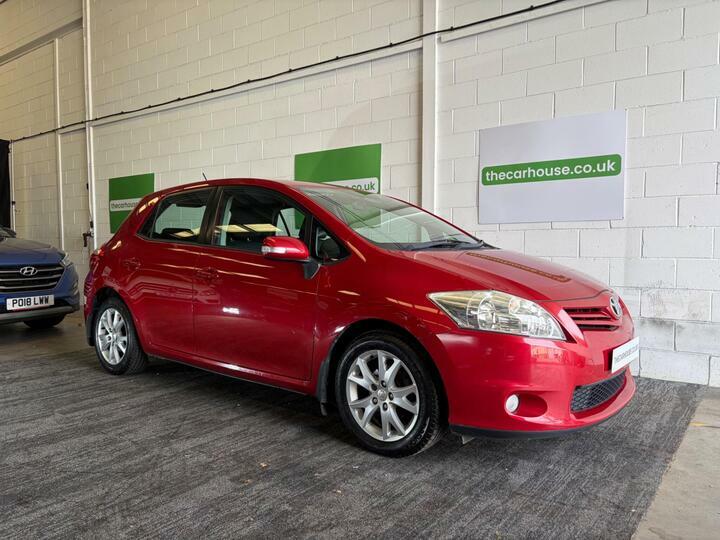 Toyota Auris 1.33 Dual Vvt-i Tr Hatchback Eur Red #4
