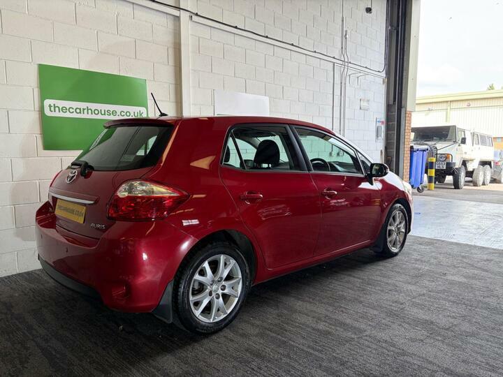 Toyota Auris 1.5 Compliant Red #19