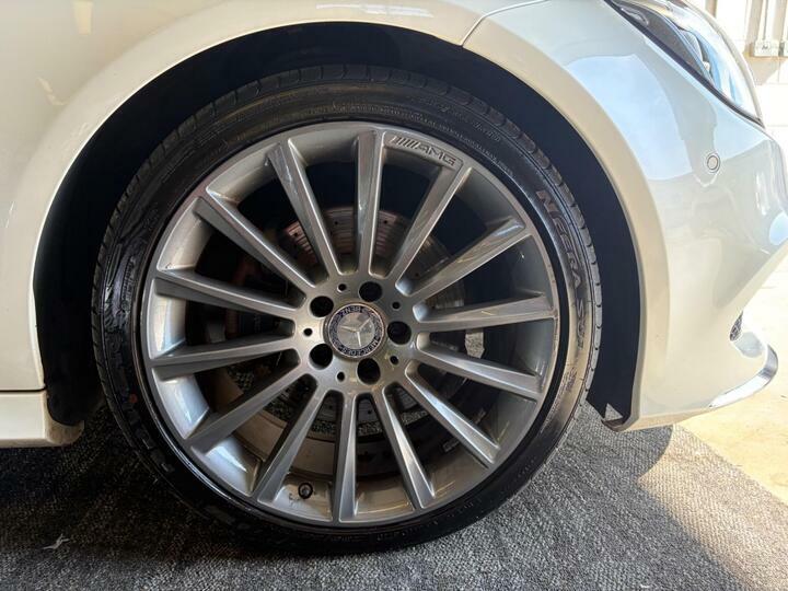 Mercedes-Benz CLS Cls400 Amg Line Black #33