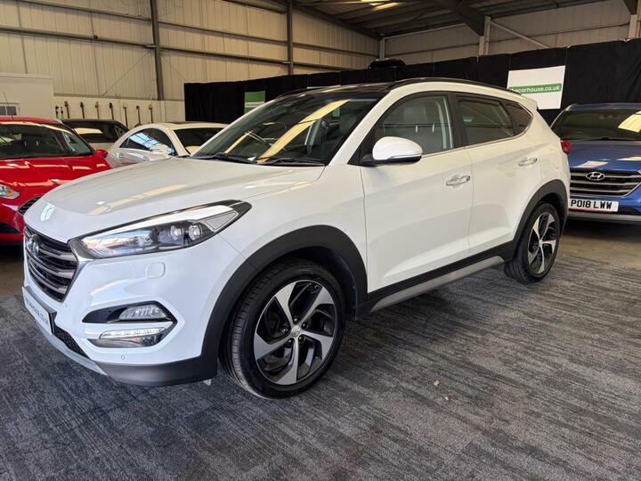 Hyundai Tucson 2.0 Crdi Blue Drive Premium Se Euro 6 Ss White #2