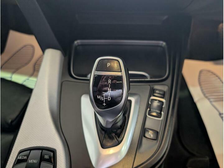 BMW 3 Series 320D M Sport Step White #16