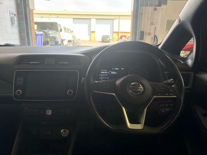 Nissan Leaf 110Kw Tekna 40Kwh Blue #23