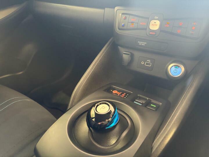 Nissan Leaf 110Kw Tekna 40Kwh Blue #20
