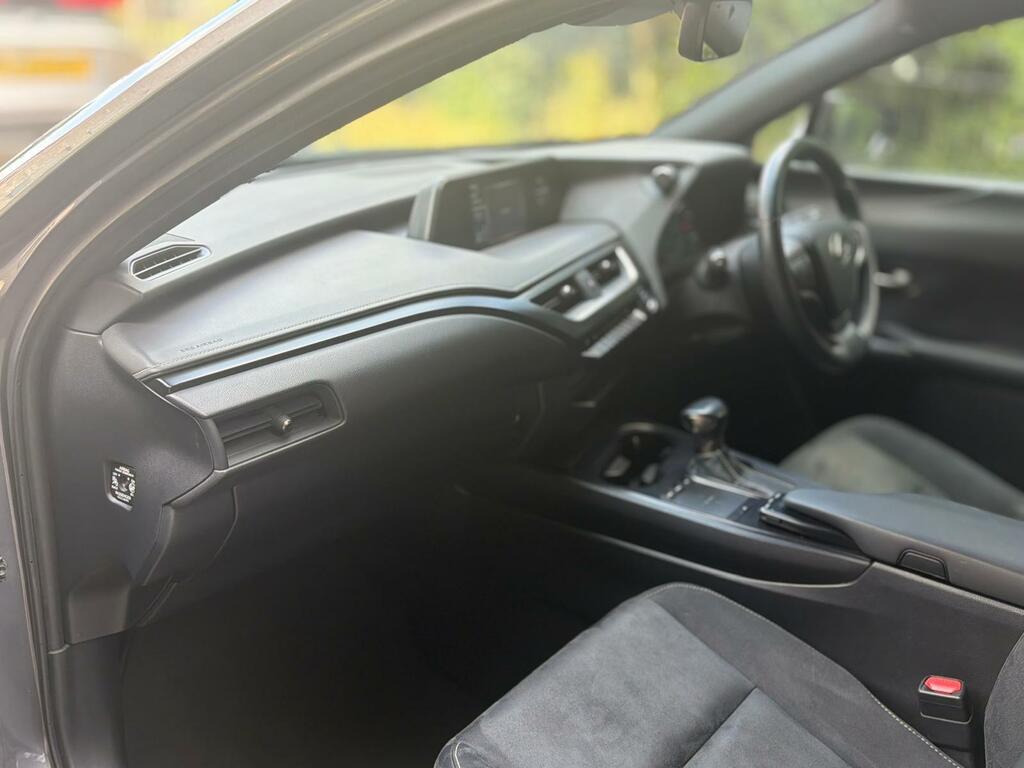 Lexus UX 250H 2.0 Cvt Without Nav Grey #41