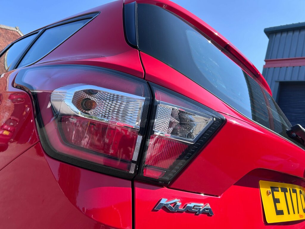 Ford Kuga 1.5 Tdci Zetec Hatchback Euro 6 Red #2