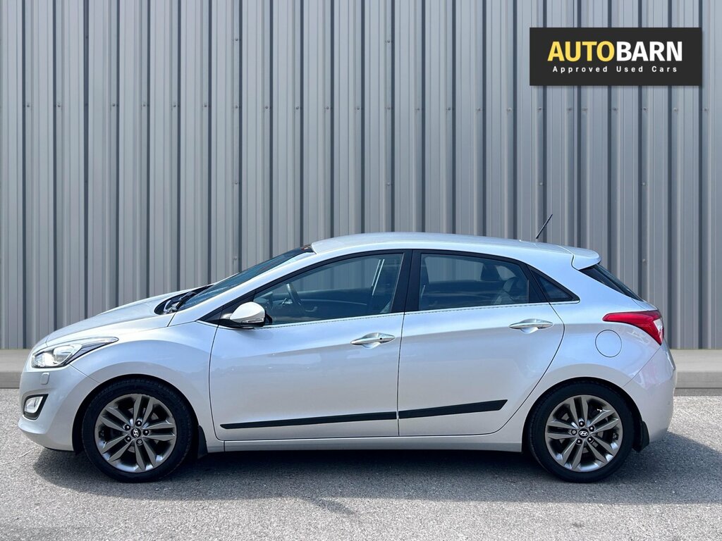 Hyundai I30 1.6 Crdi Blue Drive Premium Hatchback M Silver #4