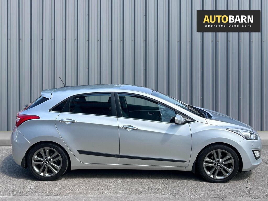 Hyundai I30 1.6 Crdi Blue Drive Premium Hatchback M Silver #3
