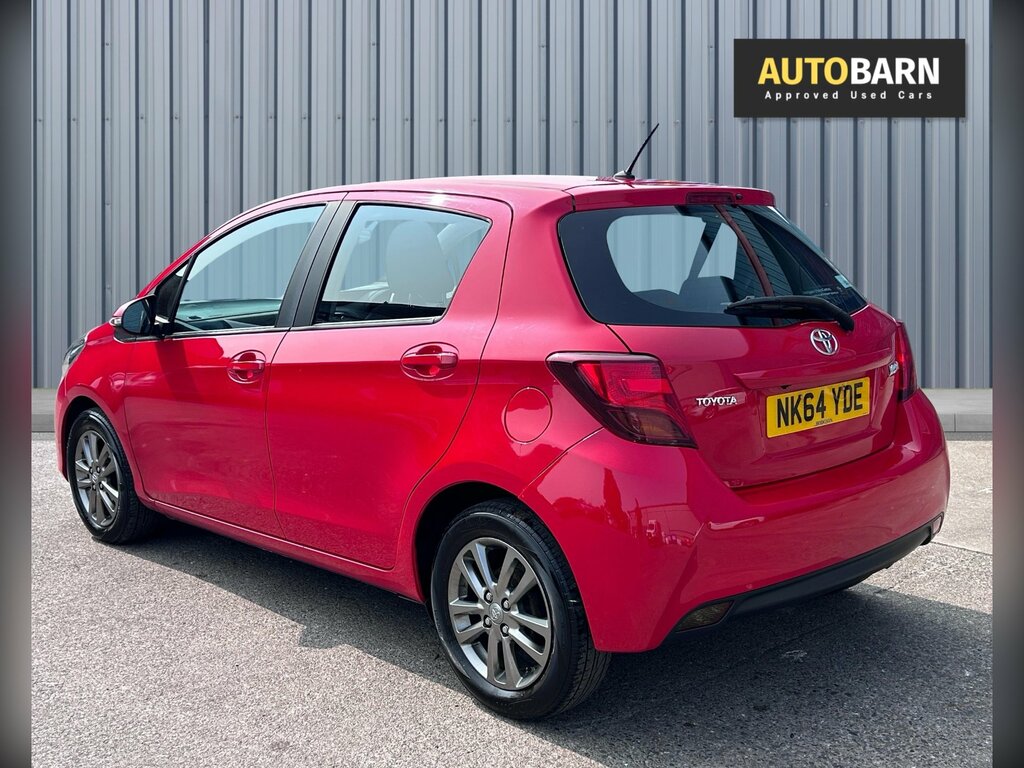 Toyota Yaris 1.0 Vvt-i Icon Hatchback Euro 6 Red #3