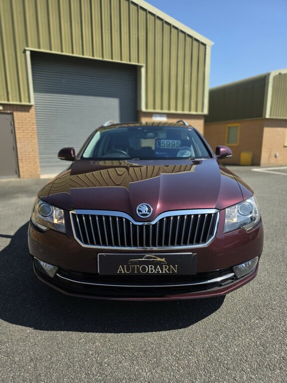 Skoda Superb Estate 2.0 Tdi Se Business Euro 5 Ss Leath Blue #8