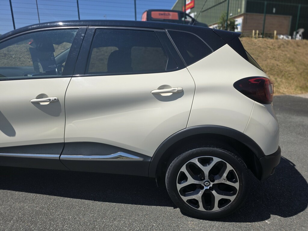 Renault Captur 1.5 Dynamique S Nav Dci 90 White #4