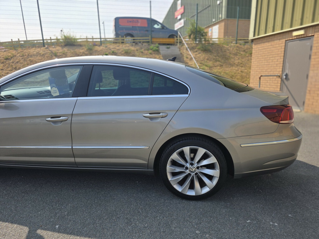 Volkswagen CC 2.0 Tdi 184 Bluemotion Tech R-line White #24