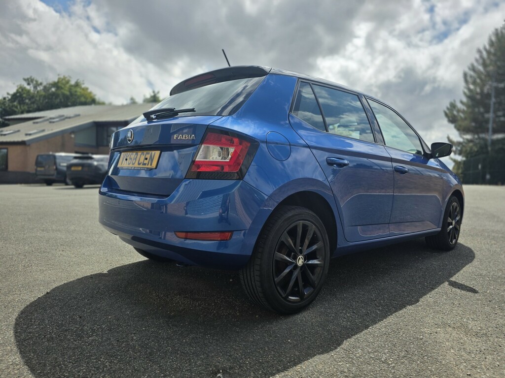 Skoda Fabia 1.0 Colour Edition Blue #6