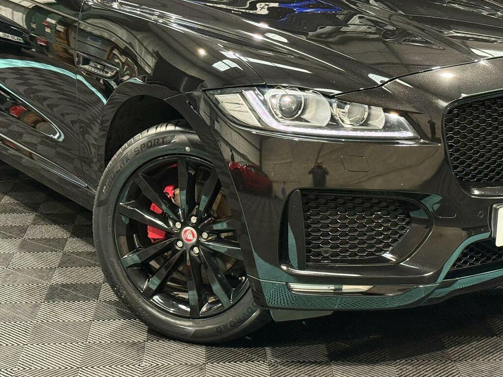 Jaguar F-Pace 2.0 R-sport 5 Seat Family Suv 4X4 With Blue #13