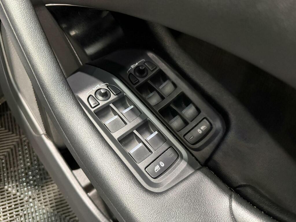 Jaguar I-Pace Electric Grey #42