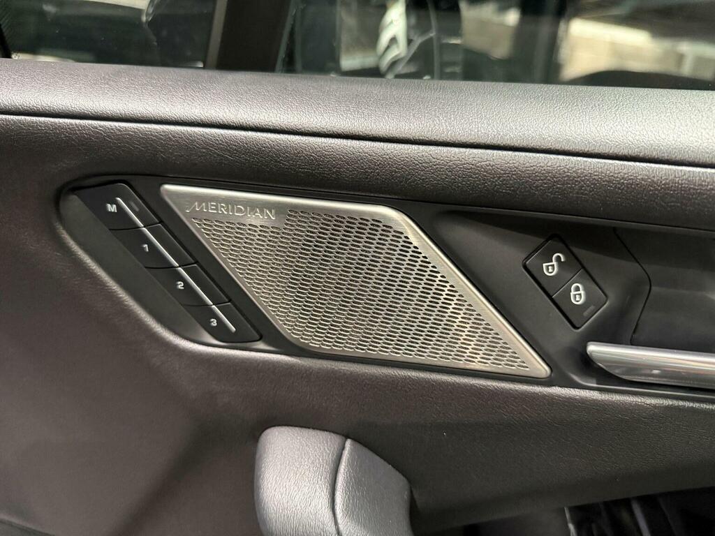Jaguar I-Pace Electric Grey #44