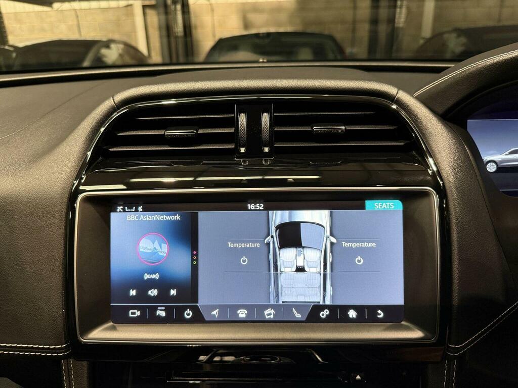 Jaguar F-Pace I4 Chequered Flag Awd White #55