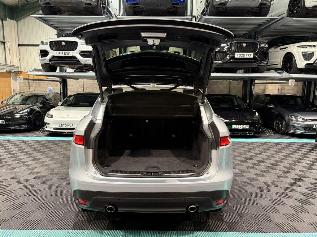 Jaguar F-Pace I4 Chequered Flag Awd White #34