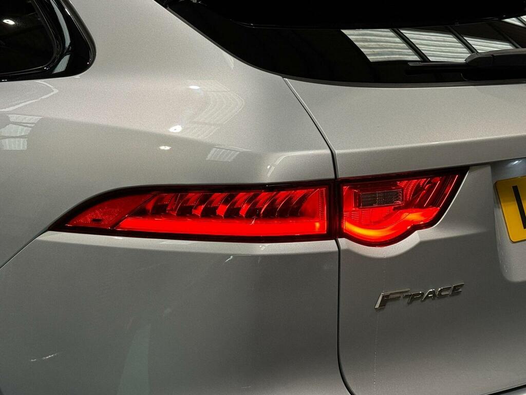 Jaguar F-Pace I4 Chequered Flag Awd White #15