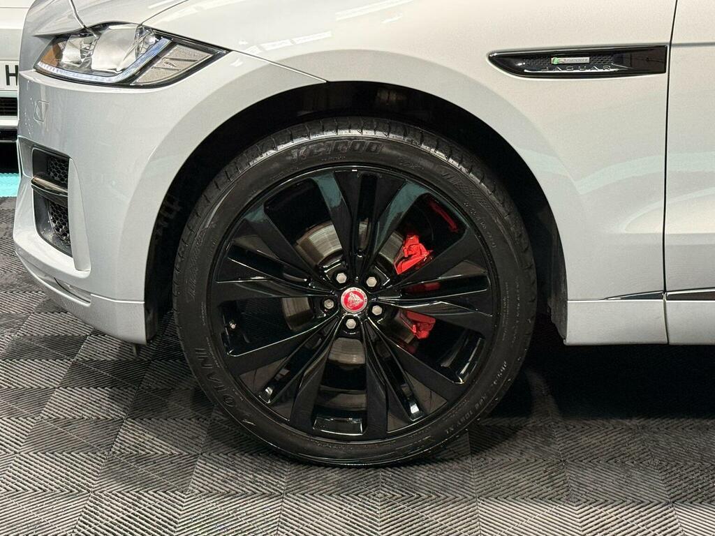 Jaguar F-Pace I4 Chequered Flag Awd White #20