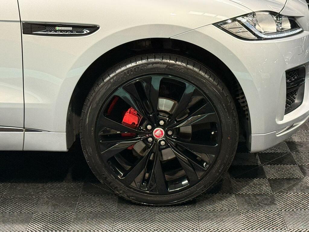 Jaguar F-Pace I4 Chequered Flag Awd White #18