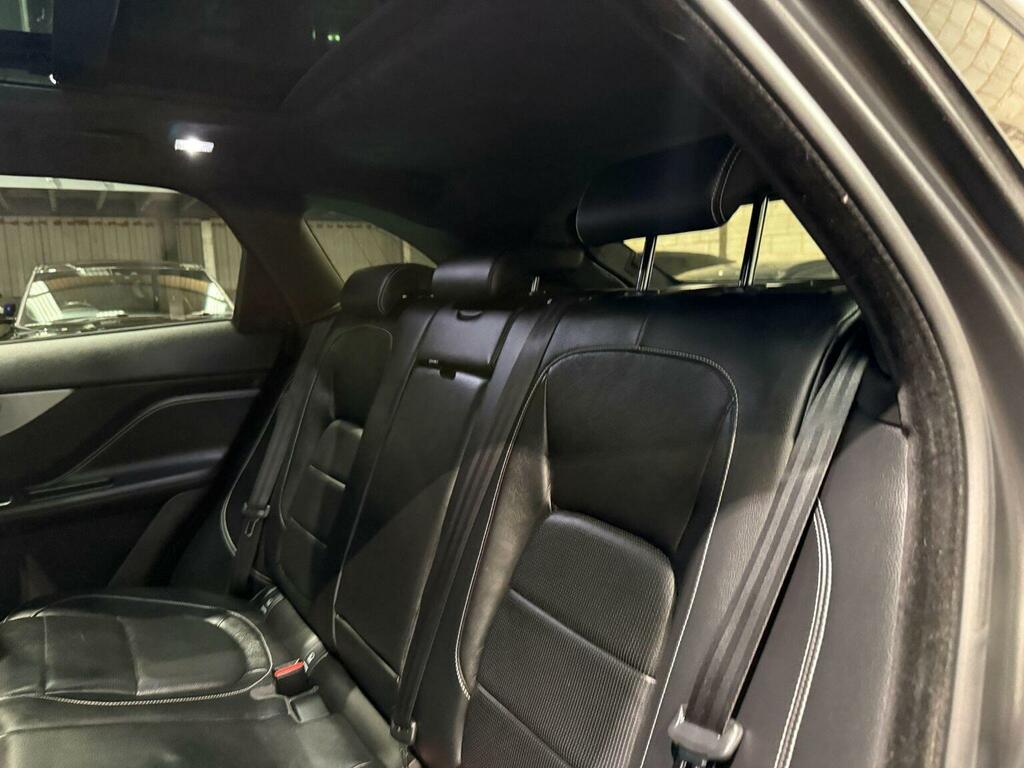 Jaguar F-Pace I4 Chequered Flag Awd White #36