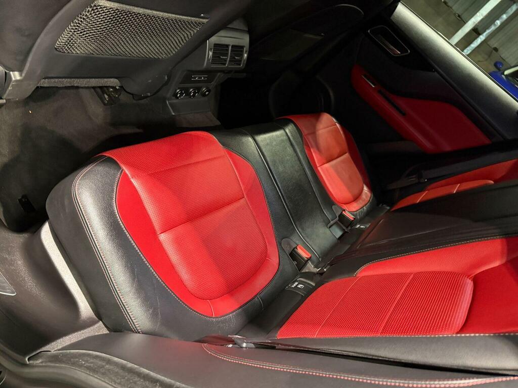 Jaguar F-Pace 2.0D Portfolio Awd Black #36