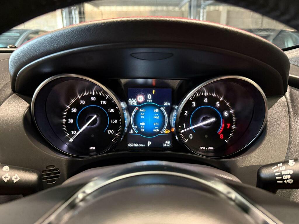 Jaguar F-Pace 2.0D Portfolio Awd Black #45