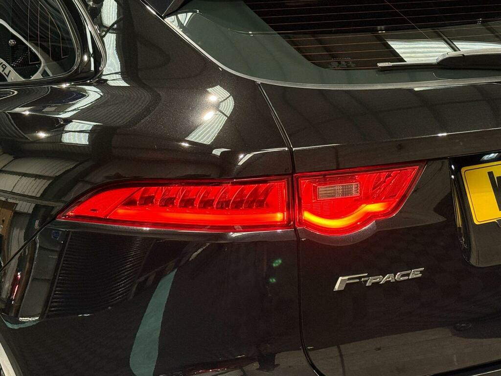 Jaguar F-Pace 2.0D Portfolio Awd Black #15