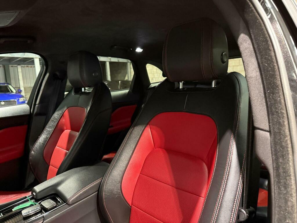 Jaguar F-Pace 2.0D Portfolio Awd Black #38