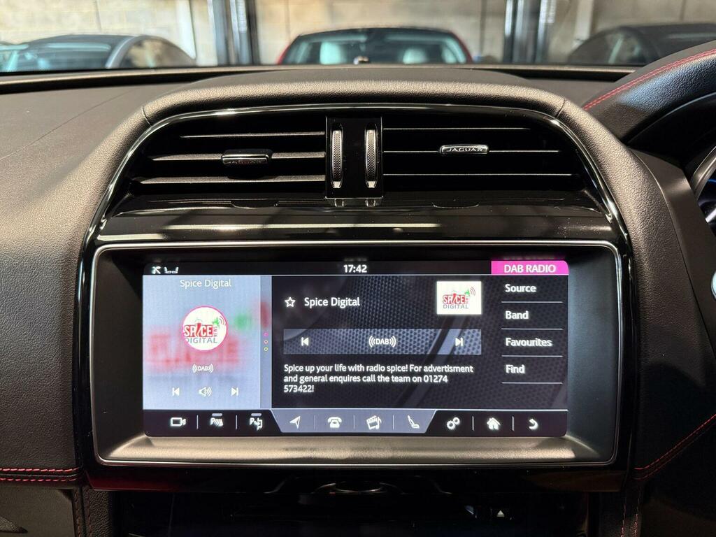 Jaguar F-Pace 2.0D Portfolio Awd Black #53