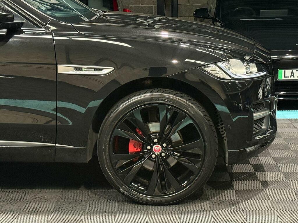 Jaguar F-Pace 2.0D Portfolio Awd Black #11