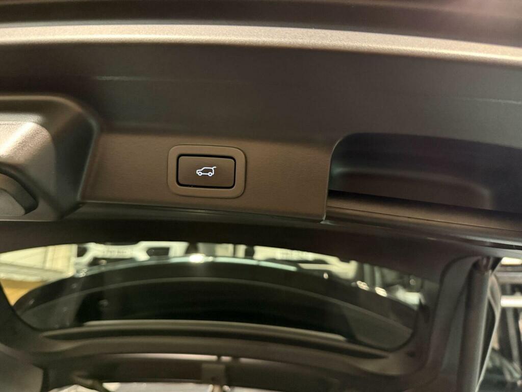 Jaguar F-Pace 2.0D Portfolio Awd Black #34