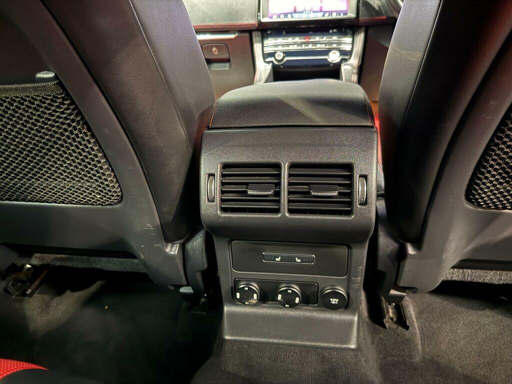 Jaguar F-Pace 2.0D Portfolio Awd Black #29