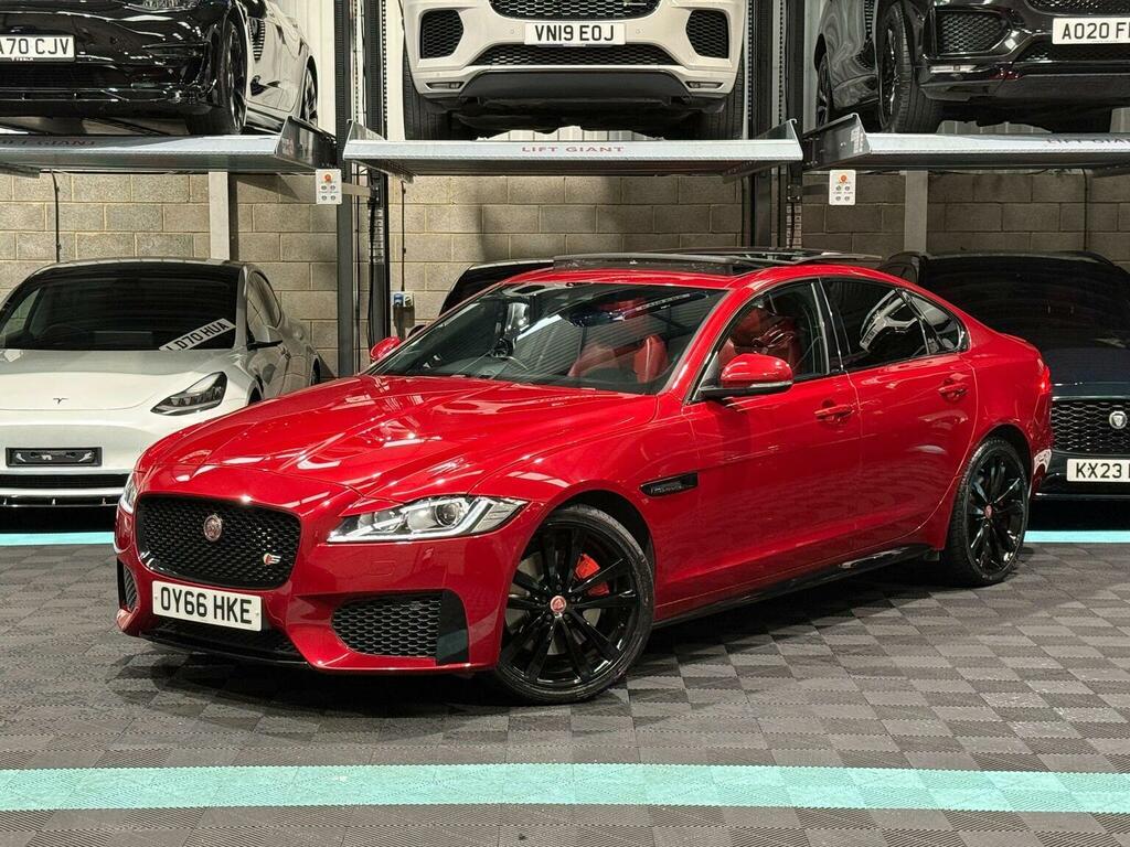 Jaguar XF 3.0D V6 S Euro 6 Ss Red #3