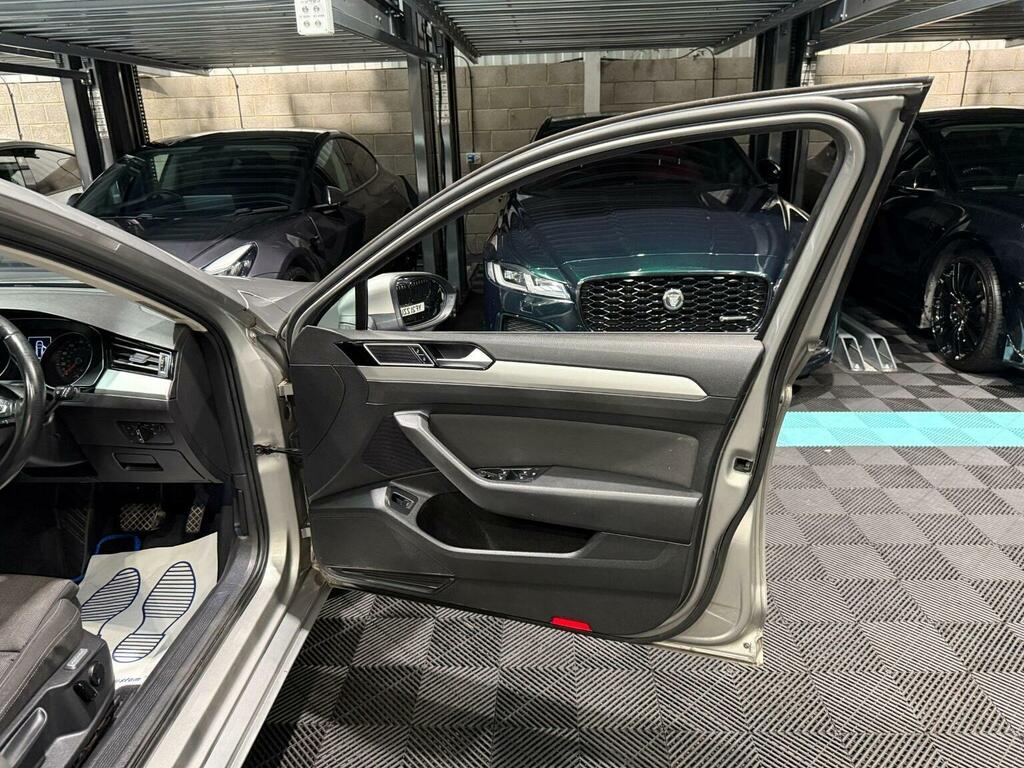 Volkswagen Passat Gt Tdi Bluemotion Blue #25