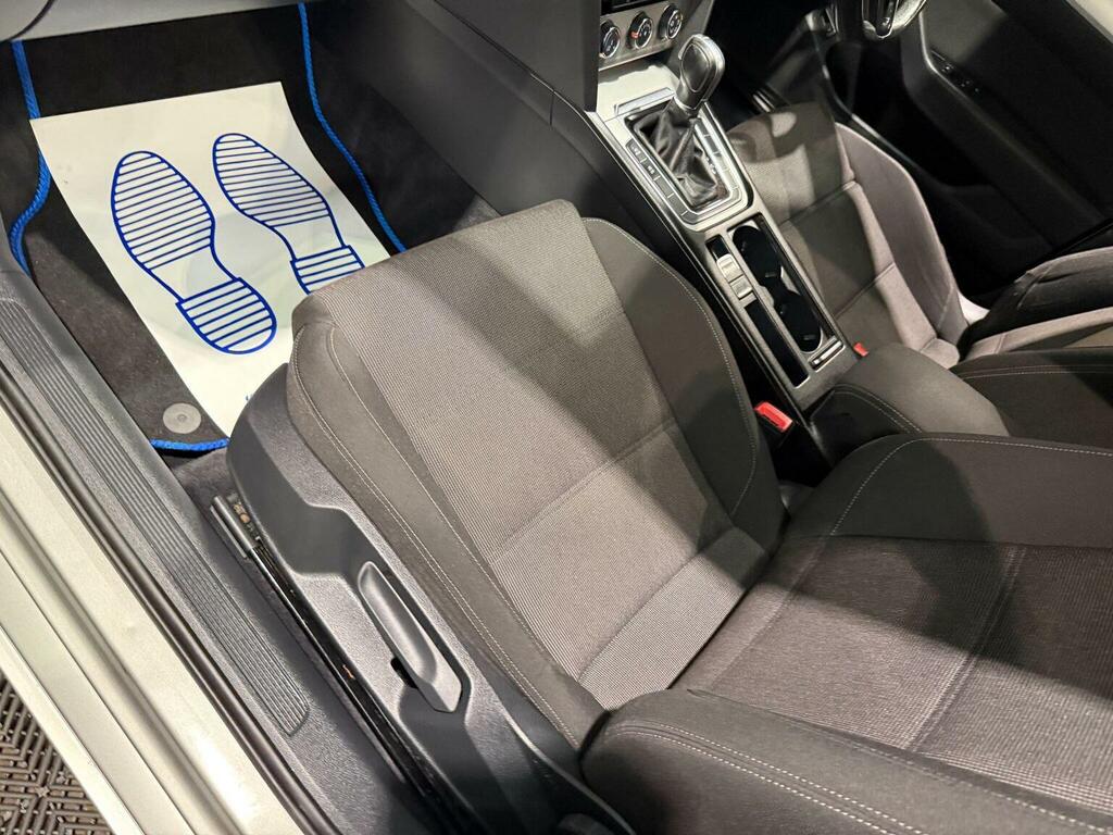 Volkswagen Passat Gt Tdi Bluemotion Blue #36