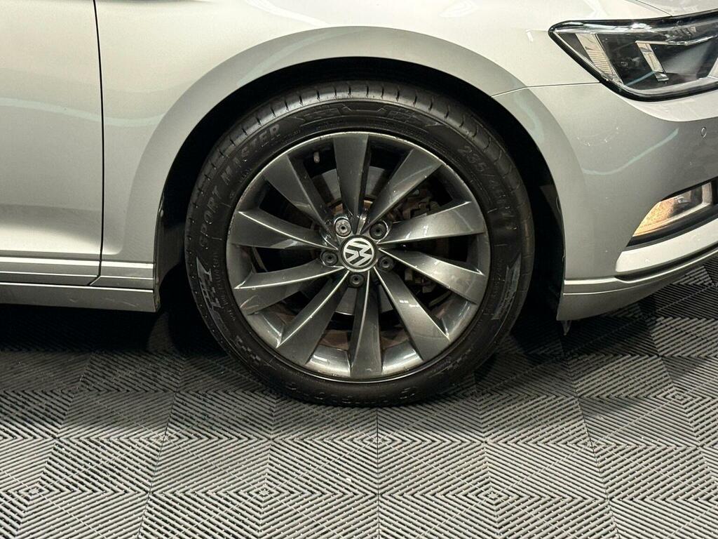 Volkswagen Passat Gt Tdi Bluemotion Blue #17