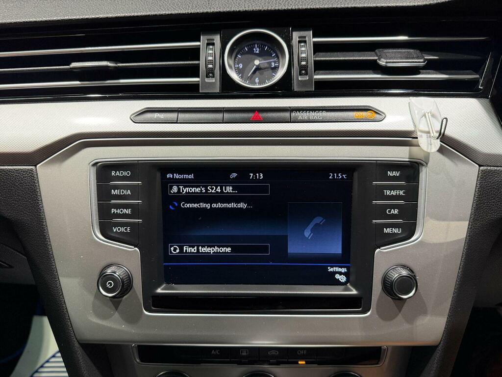 Volkswagen Passat Gt Tdi Bluemotion Blue #51