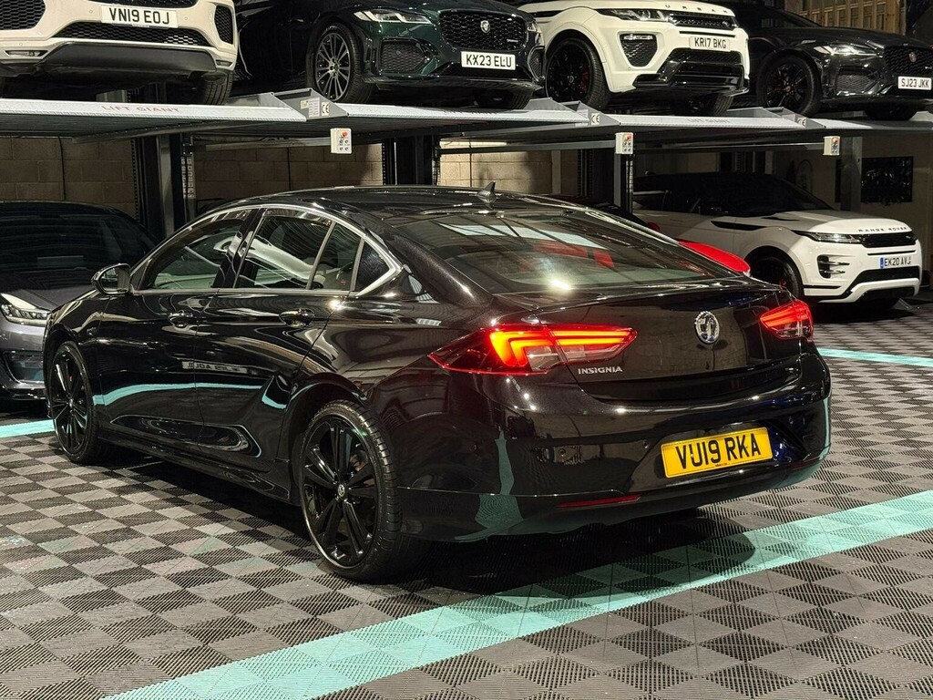 Vauxhall Insignia Hatchback 2.0 Turbo D Blueinjection Sri Vx Line Na Black #5