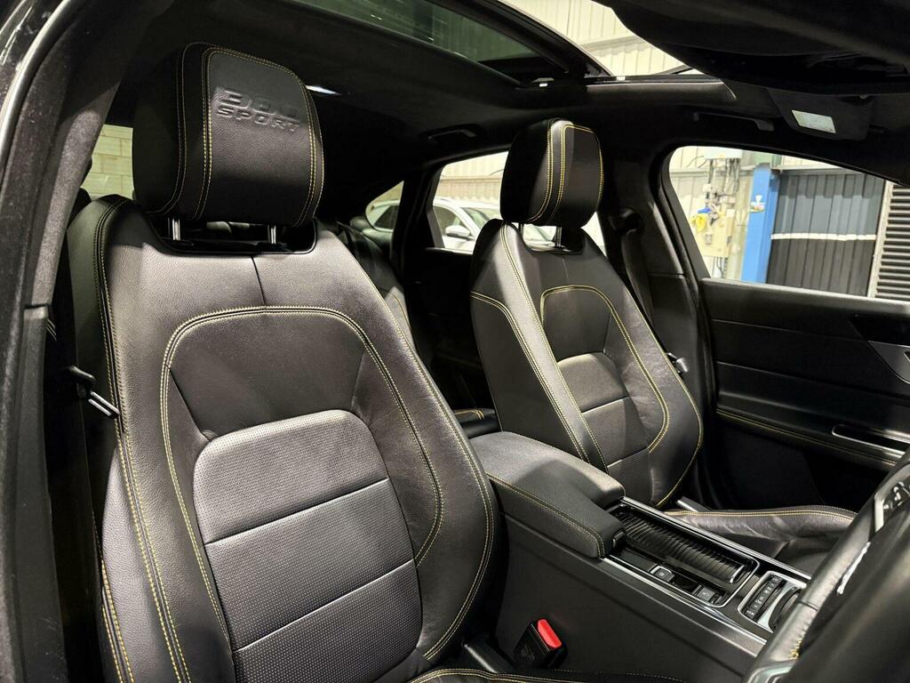 Jaguar XF 2.0D 180 Portfolio Red #25