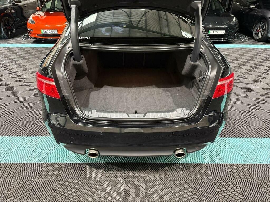 Jaguar XF 2.0D 180 Portfolio Red #34