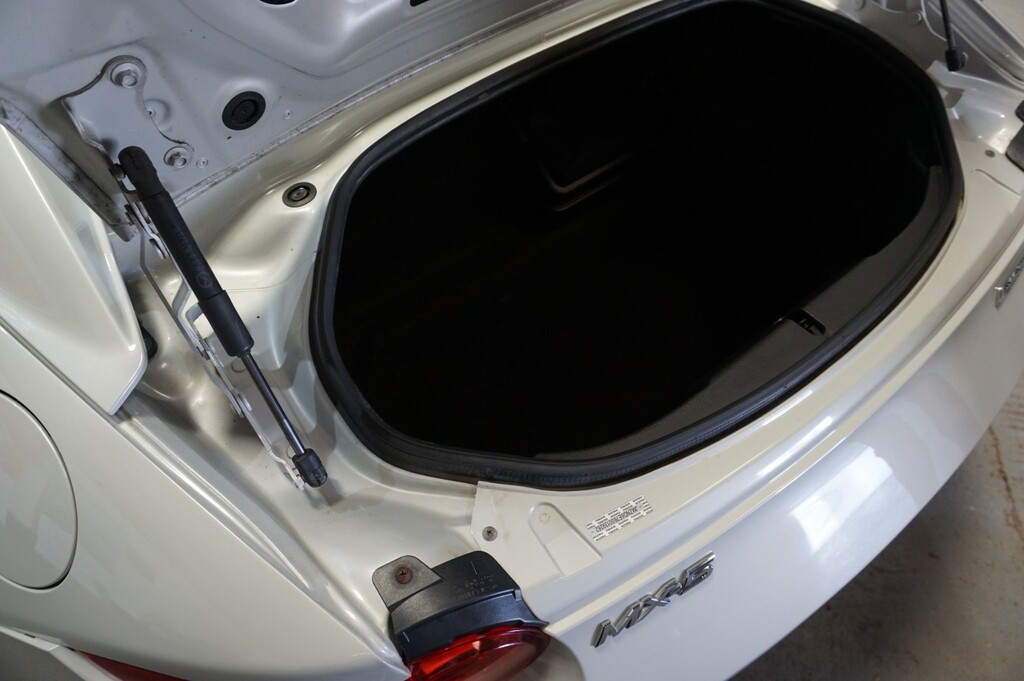 Mazda MX-5 RF Coupe #45
